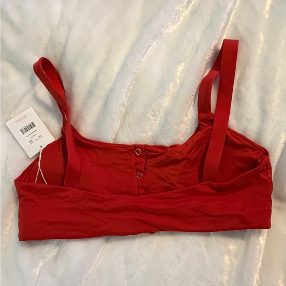 Andie’s Button-Front Bra Top Bathing Suit - Picture 6 of 7